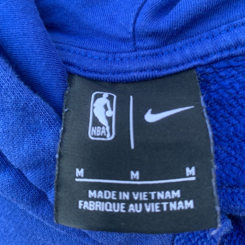 NY Knicks Nike Hoodie Pullover NBA Courtside French Terry Size Medium CW6371 - Picture 6 of 14